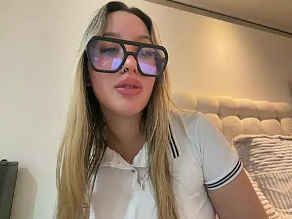 Mialunaxx
