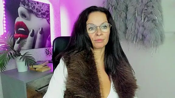 HelenLuxx