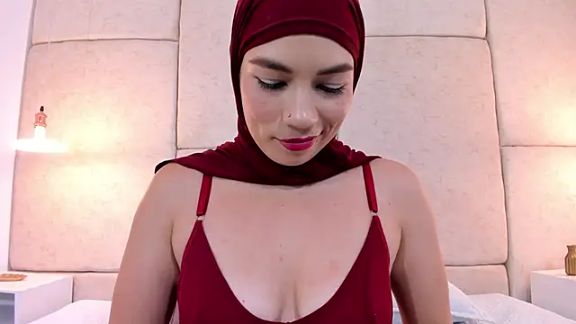 aisha_vs