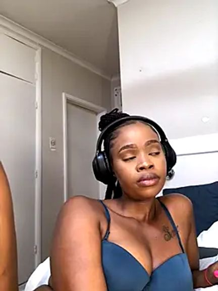 LuciousLips96