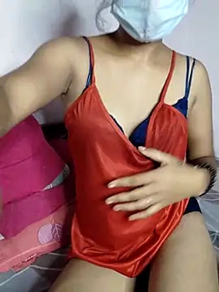 Cute-Janvi-5