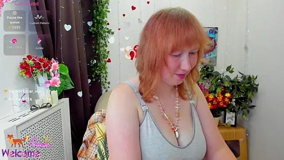 Tata_foxy_x