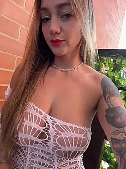 Nina_velvet01