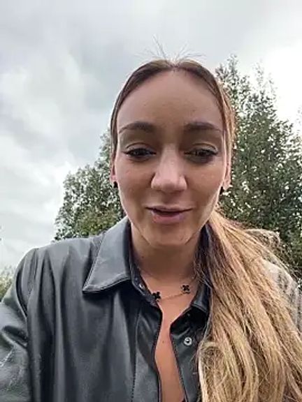 Nina_velvet01