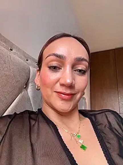 Nina_velvet01