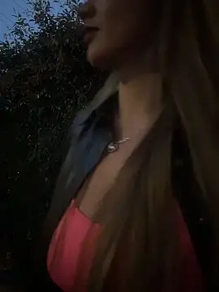 Nina_velvet01