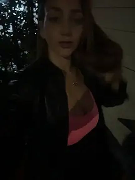 Nina_velvet01