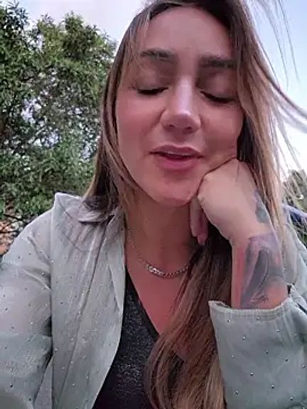 Nina_velvet01