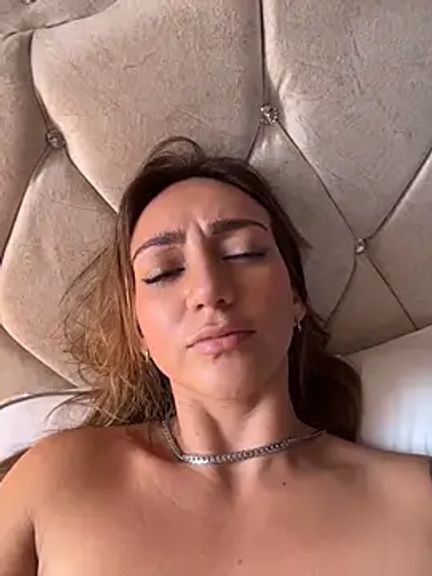 Nina_velvet01