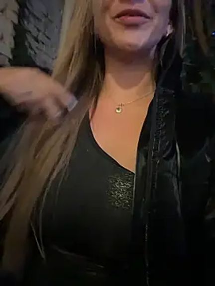 Nina_velvet01