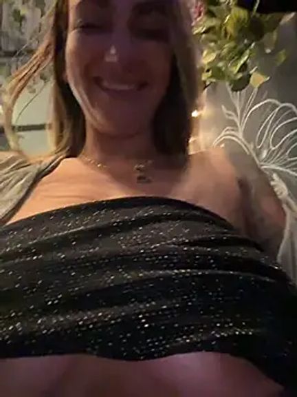 Nina_velvet01