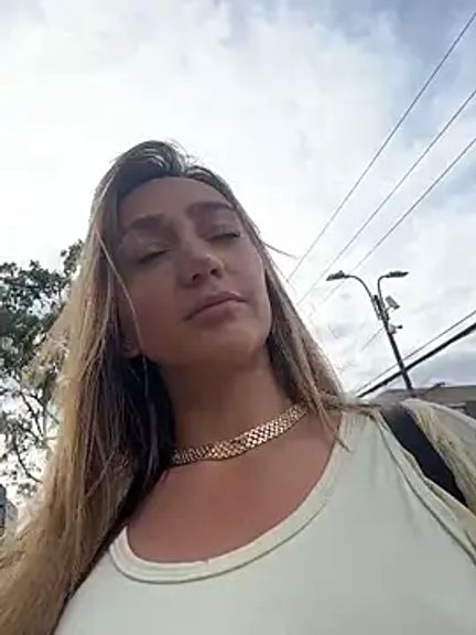 Nina_velvet01