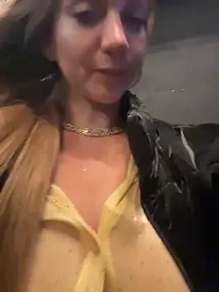 Nina_velvet01