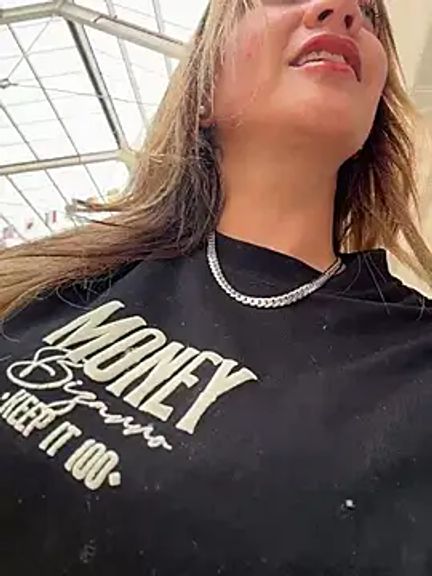 Nina_velvet01