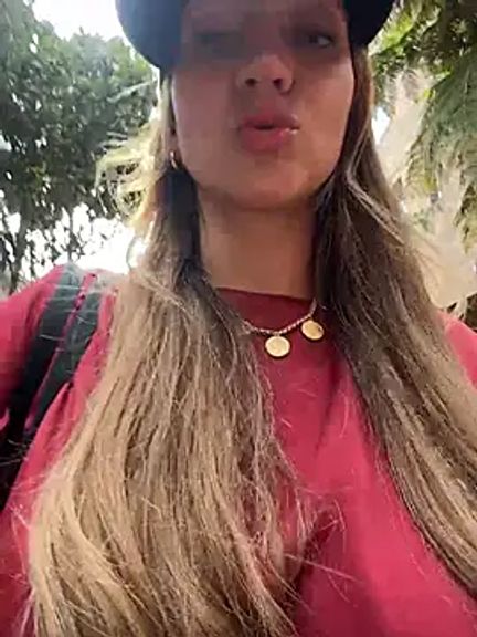 Nina_velvet01