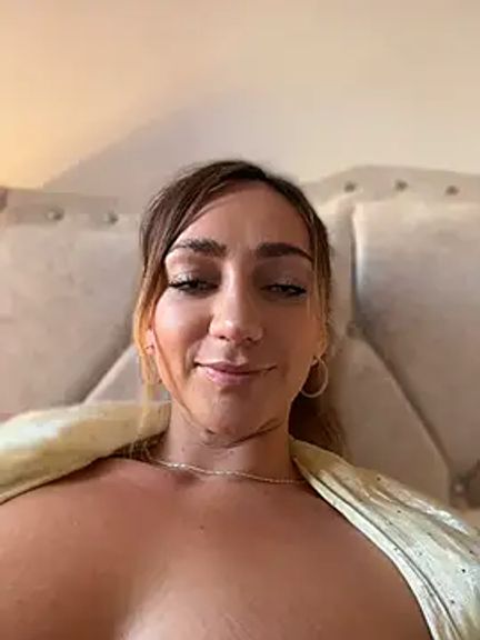 Nina_velvet01