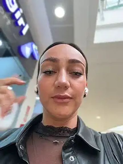 Nina_velvet01