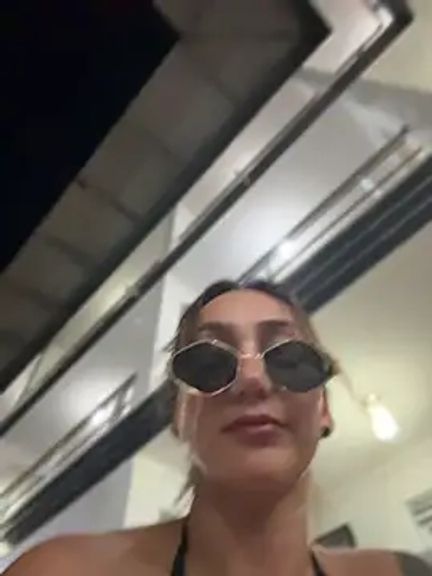 Nina_velvet01