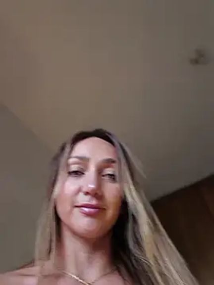 Nina_velvet01