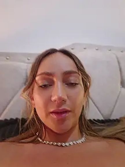 Nina_velvet01