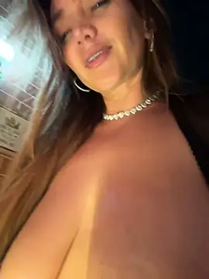 Nina_velvet01