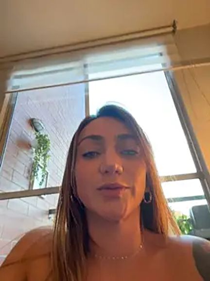 Nina_velvet01