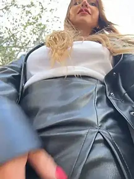 Nina_velvet01