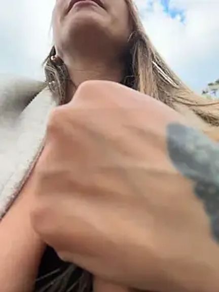 Nina_velvet01