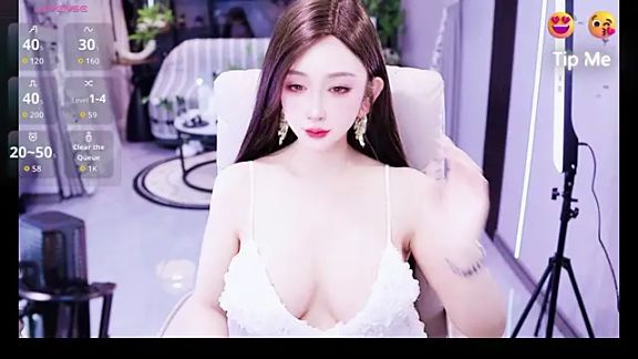 Liora-