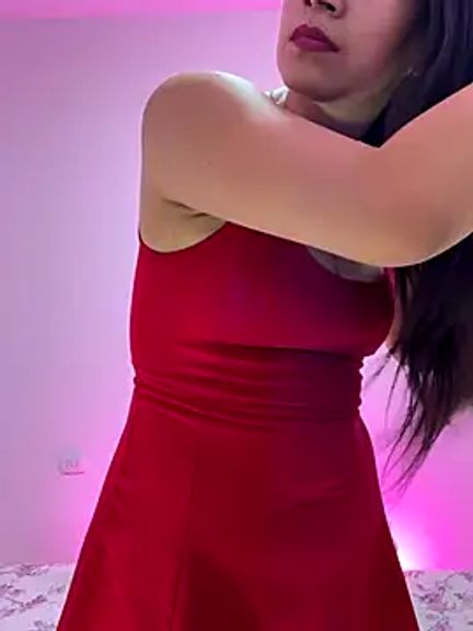 Ariana_TuFantasiaHot