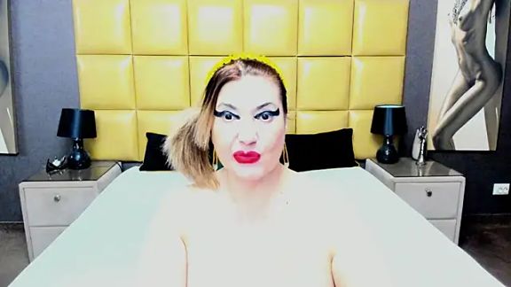 KiraLeila
