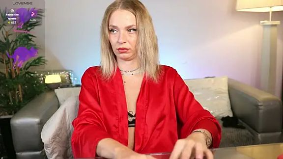 NovaHollisx