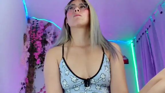 Luna_Gray_
