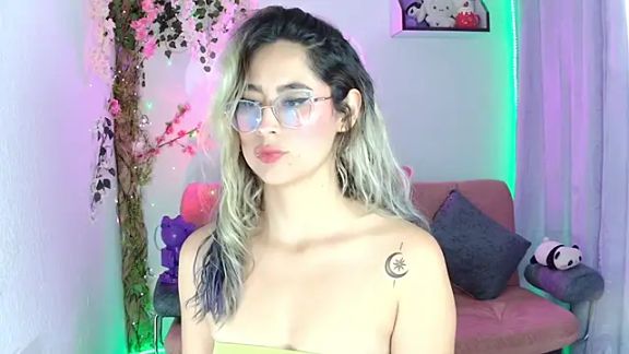 Luna_Gray_