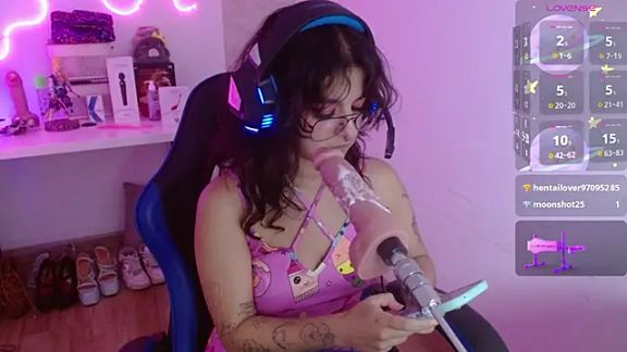 larah_uwu