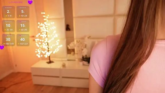 Lilly_Colins