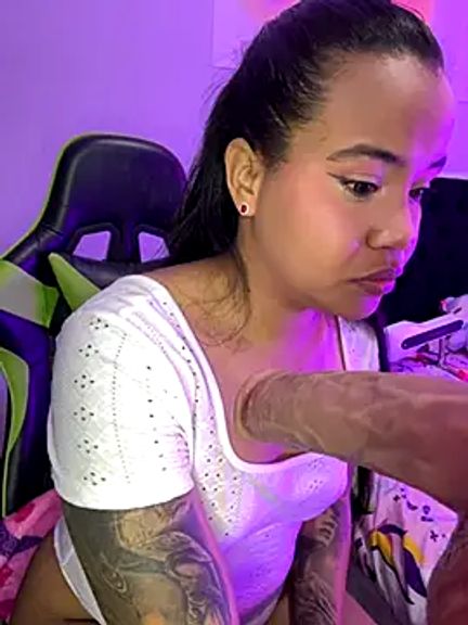 leila_22