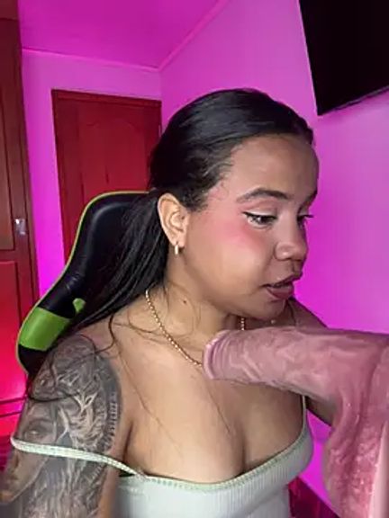 leila_22