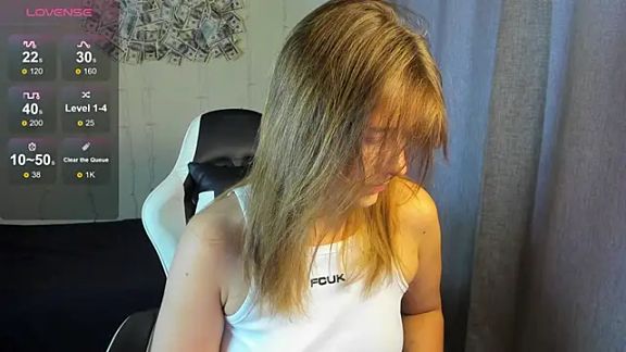 Eva_toy