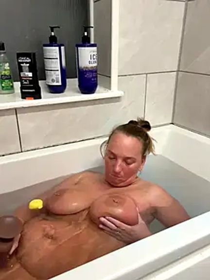 JustYourNormalCouple