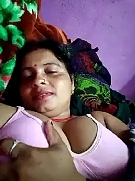 Hot_komal1