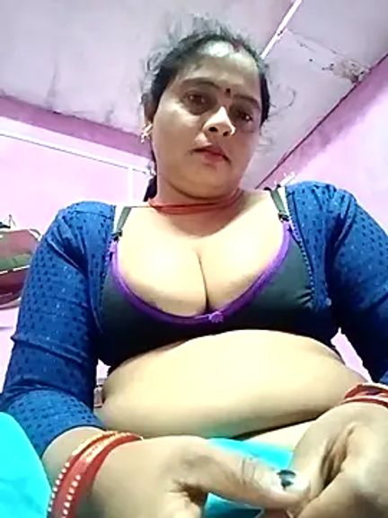 Hot_komal1