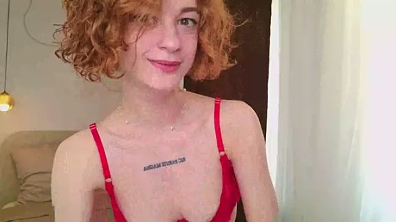 Curly_Moon