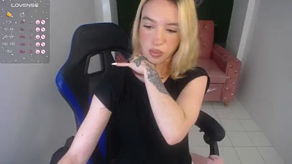 Alina_Lee_t