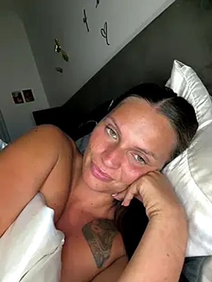 NaughtyXlauren