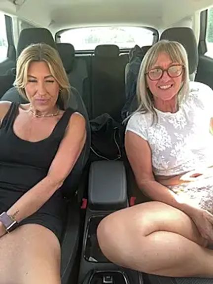 CurvyMILF_Sienna