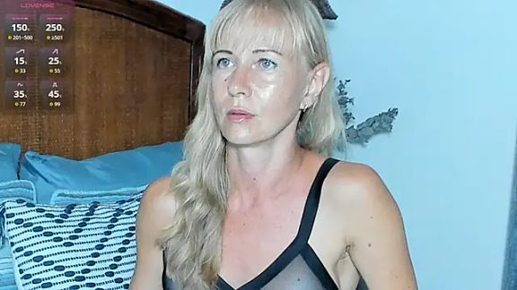 Christine_35