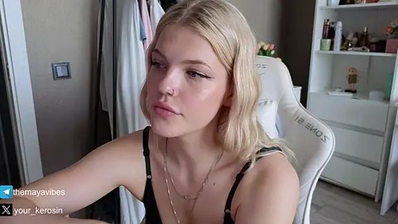 Maya_Rave