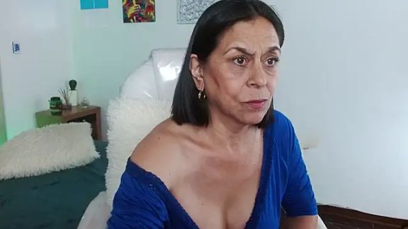 ROXANA_MILF1