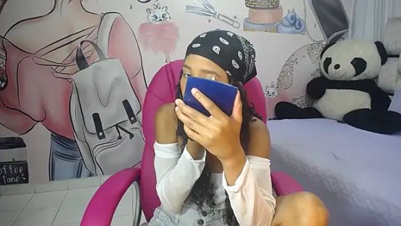 EMMA_SWEETT1